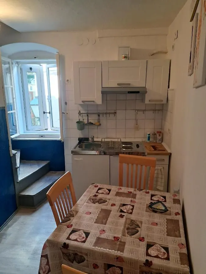 House Tomic Apartment Cres 0*,