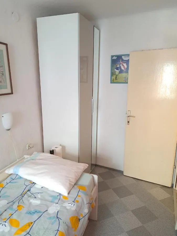 House Tomic Apartment Cres